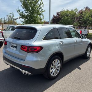 MERCEDES-BENZ GLC - 8