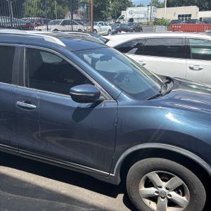 2015 Nissan ROGUE SV 缩略图 13