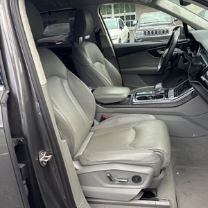صورة مصغرة 32 لـ 2022 AUDI Q7 PRESTIGE