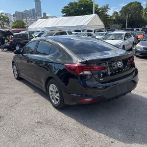 2019 Hyundai ELANTRA SE — фото 5