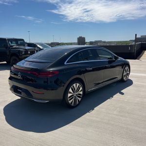 MERCEDES-BENZ EQE - 6