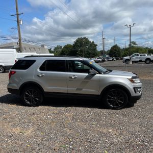 2017 FORD EXPLORER XLT 照片 10