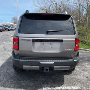 TOYOTA LAND CRUISER - 7