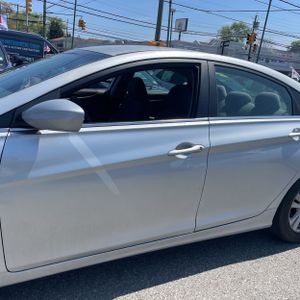 HYUNDAI SONATA GLS - 4