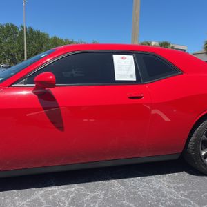 DODGE CHALLENGER SRT HELLCAT - 4