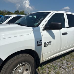 صورة 2 لـ 2022 RAM 1500 CLASSIC TRADESMAN