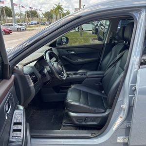 صورة مصغرة 32 لـ 2023 Nissan ROGUE SL