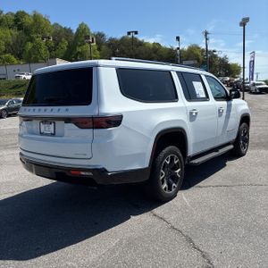JEEP WAGONEER L SERIES III - 8