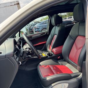 2023 Porsche MACAN 缩略图 32