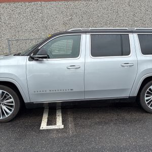 JEEP GRAND WAGONEER L SERIES III - 4