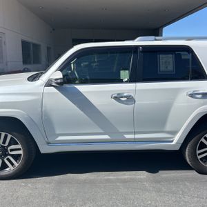 TOYOTA 4RUNNER - 4