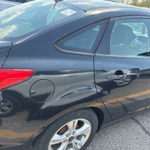 FORD FOCUS SE - 8