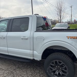 FORD F-150 TREMOR - 6