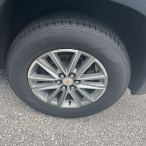 صورة 16 لـ 2023 Chevrolet TRAVERSE LT CLOTH