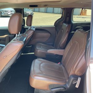 2017 Chrysler PACIFICA LIMITED — миниатюра 34