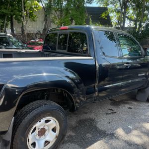 صورة 8 لـ 2010 Toyota TACOMA BASE