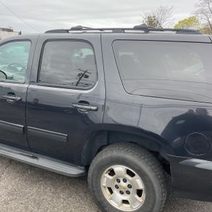 CHEVROLET TAHOE LS - 6