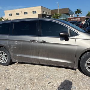 صورة 9 لـ 2018 Chrysler PACIFICA LX