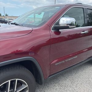 2017 JEEP GRAND CHEROKEE LIMITED — фото 2