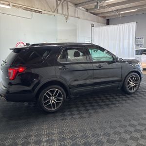 FORD EXPLORER SPORT - 9