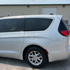صورة 6 لـ 2024 Chrysler PACIFICA TOURING L