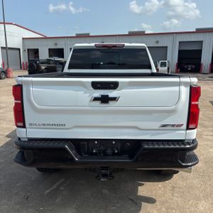 2026 Chevrolet SILVERADO 2500HD ZR2 — фото 7