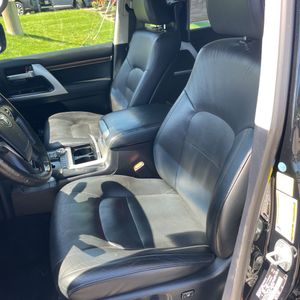 صورة 61 لـ 2017 Toyota LAND CRUISER BASE