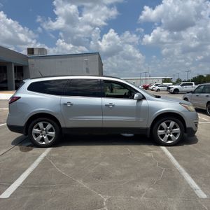 2017 Chevrolet TRAVERSE LT 照片 10