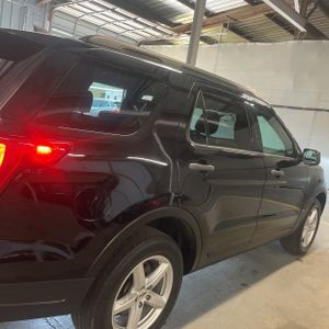 FORD EXPLORER BASE - 9