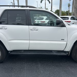2008 Toyota 4RUNNER SR5 — миниатюра 11