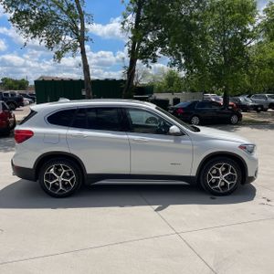 BMW X1 SDRIVE28I - 10
