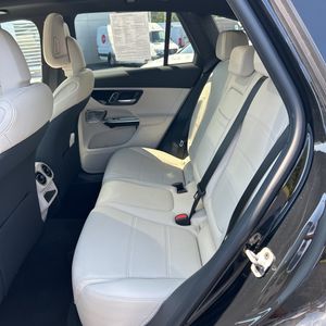 صورة مصغرة 33 لـ 2024 Mercedes-BENZ GLC