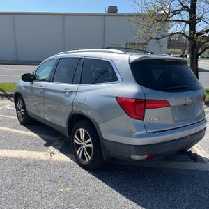 HONDA PILOT EX - 5