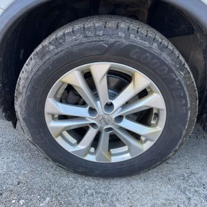صورة مصغرة 17 لـ 2016 Nissan ROGUE SV