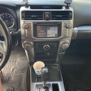 صورة مصغرة 36 لـ 2016 Toyota 4RUNNER SR5