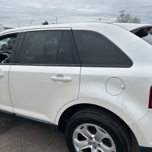 FORD EDGE SEL - 6
