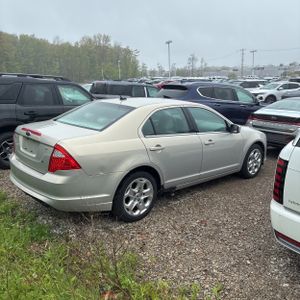 FORD FUSION SE - 10