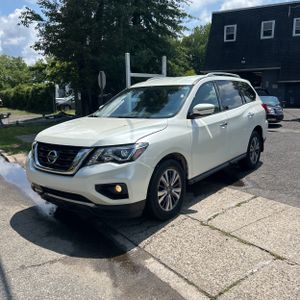 2017 Nissan PATHFINDER SV 照片 1