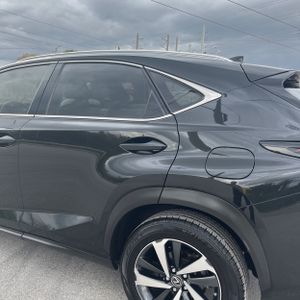 Lexus NX 300 Base - 6