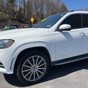 MERCEDES-BENZ GLS - 2