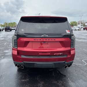 CHEVROLET SUBURBAN RST - 7