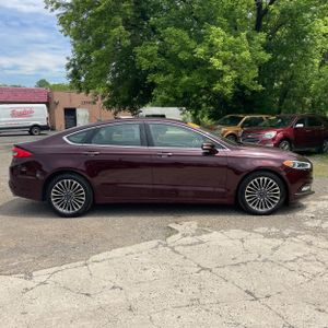 FORD FUSION SE - 10