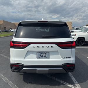 LEXUS LX 700H OVERTRAIL - 7