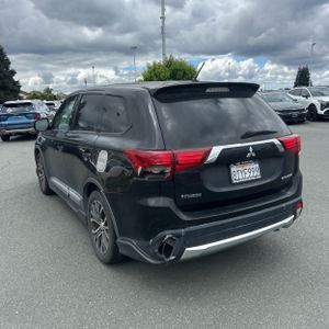 MITSUBISHI OUTLANDER ES - 5