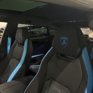 2025 Lamborghini URUS SE — миниатюра 59
