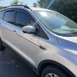 FORD ESCAPE SE - 9