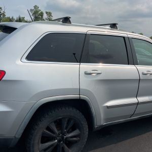 2011 JEEP GRAND CHEROKEE LAREDO photo 9