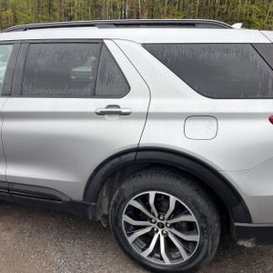 FORD EXPLORER ST - 6