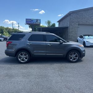 FORD EXPLORER LIMITED - 10