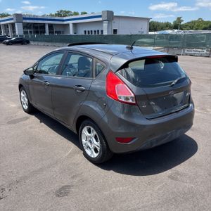 FORD FIESTA SE - 5